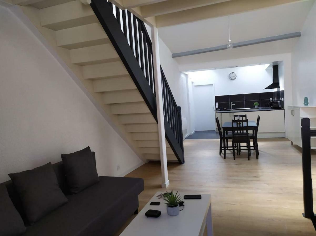 Duplex Plein Centre Ville 10B Malestroit Εξωτερικό φωτογραφία